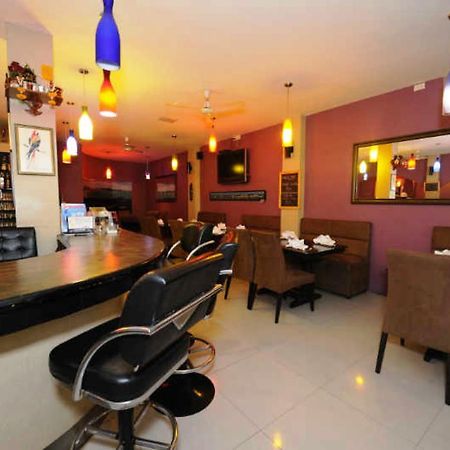 Le Parrots-Inn Bãi biển Jomtien Ngoại thất bức ảnh