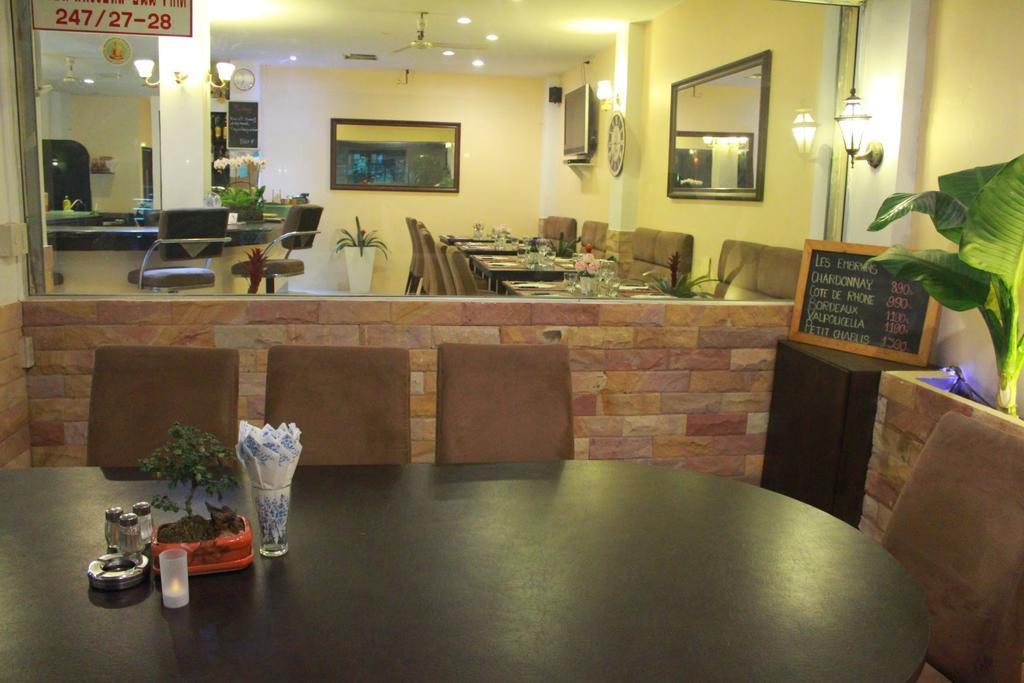 Le Parrots-Inn Bãi biển Jomtien Ngoại thất bức ảnh
