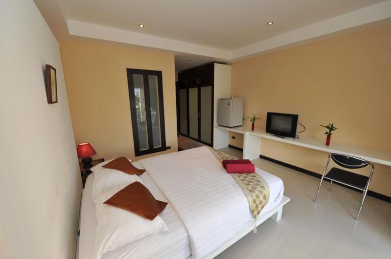 Le Parrots-Inn Bãi biển Jomtien Phòng bức ảnh