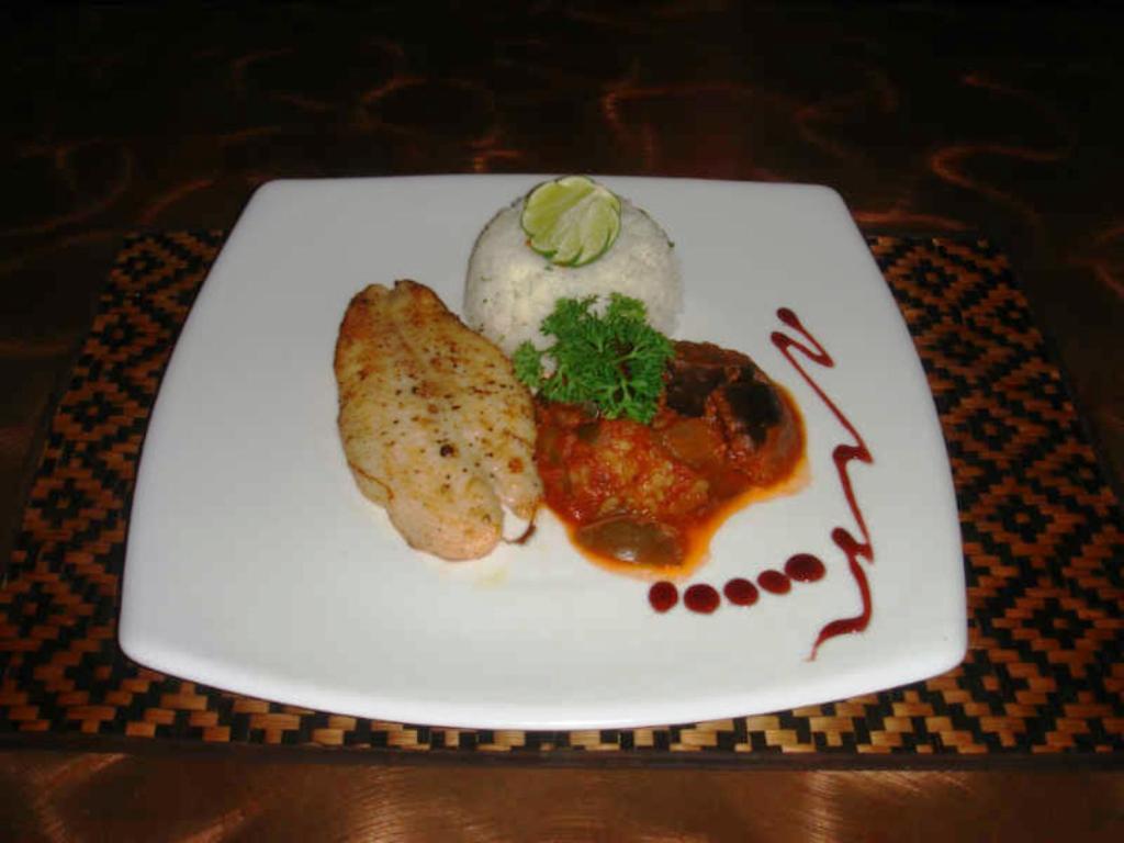 Le Parrots-Inn Bãi biển Jomtien Ngoại thất bức ảnh