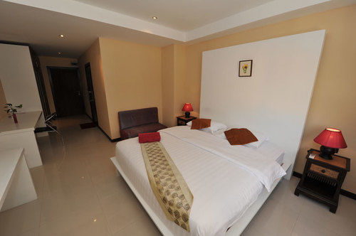 Le Parrots-Inn Bãi biển Jomtien Ngoại thất bức ảnh